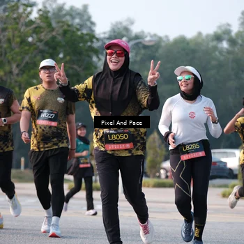 Runner Photo 6770100