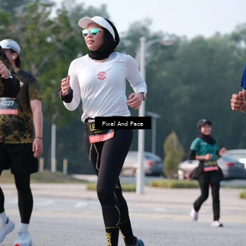 Runner Photo 6770104