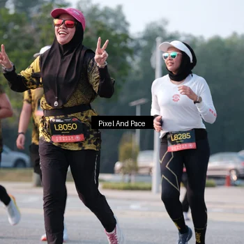 Runner Photo 6770114