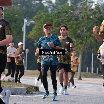 Runner Photo 6770116