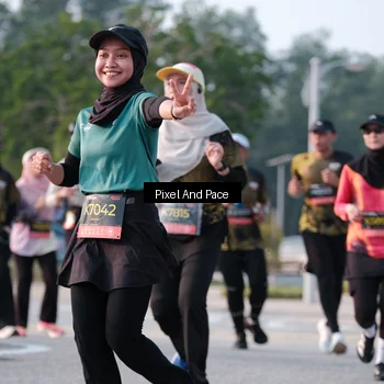 Runner Photo 6770136