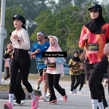 Runner Photo 6770150