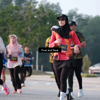 Runner Photo 6770151