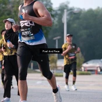 Runner Photo 6770172