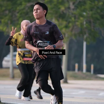 Runner Photo 6770222