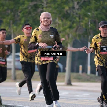 Runner Photo 6770247