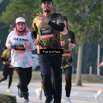 Runner Photo 6770275