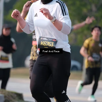 Runner Photo 6770296