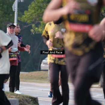 Runner Photo 6770302