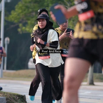 Runner Photo 6770303