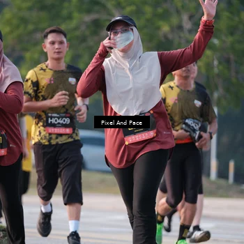 Runner Photo 6770330