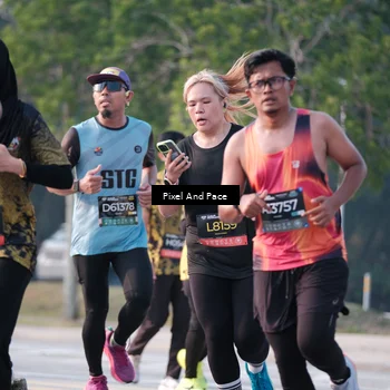 Runner Photo 6770503