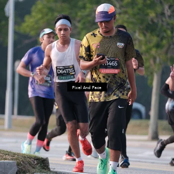 Runner Photo 6770653