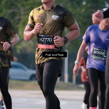 Runner Photo 6770699