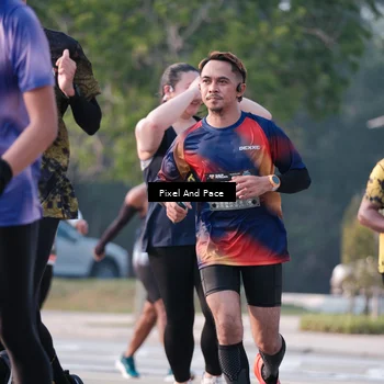 Runner Photo 6770737