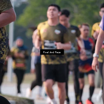 Runner Photo 6770738