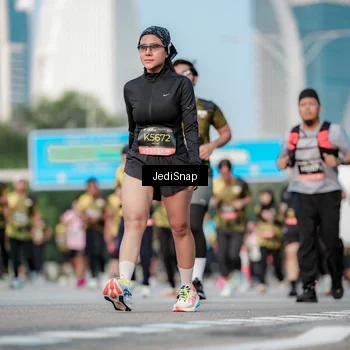 Runner Photo 6770760