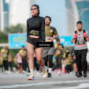Runner Photo 6770771