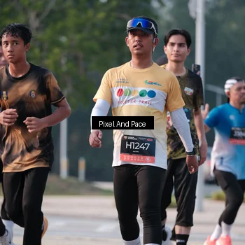 Runner Photo 6770819