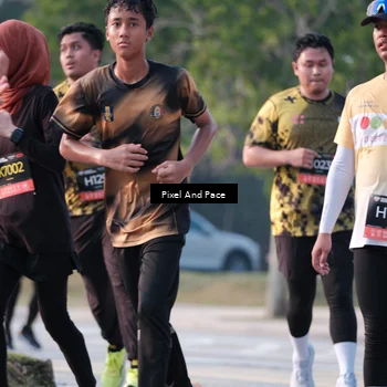 Runner Photo 6770823