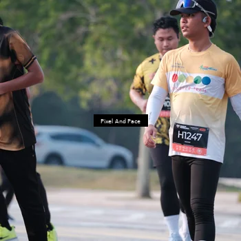 Runner Photo 6770828