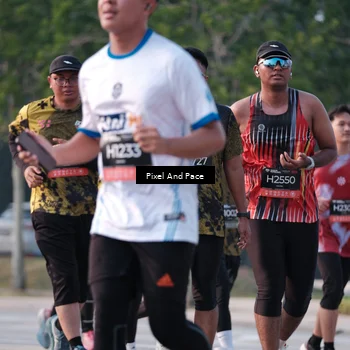 Runner Photo 6770861
