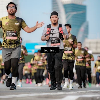 Runner Photo 6770865