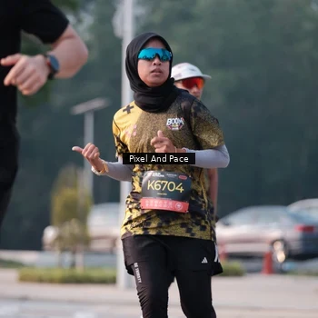 Runner Photo 6770887