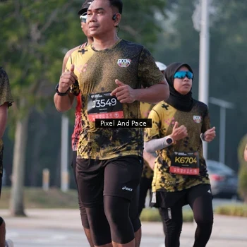 Runner Photo 6770922