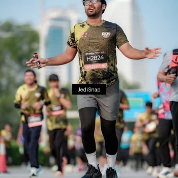 Runner Photo 6770923