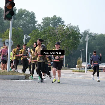 Runner Photo 6771019
