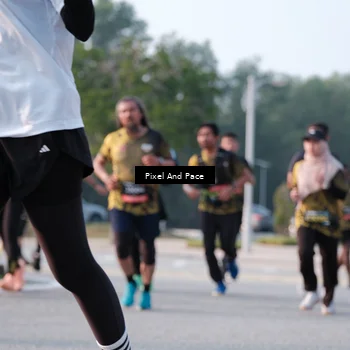 Runner Photo 6771045