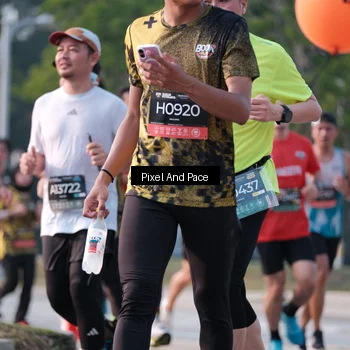 Runner Photo 6771066
