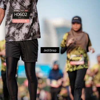 Runner Photo 6771104