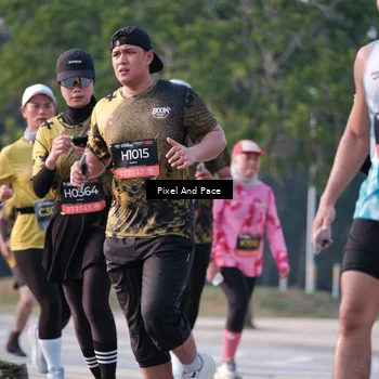 Runner Photo 6771107