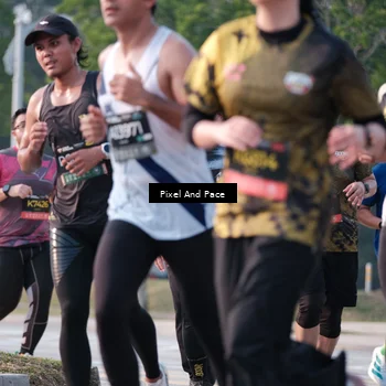 Runner Photo 6771173