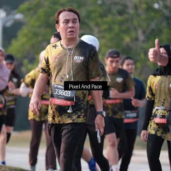 Runner Photo 6771235