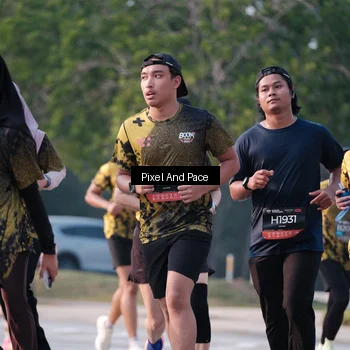 Runner Photo 6771262