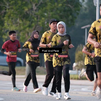 Runner Photo 6771299