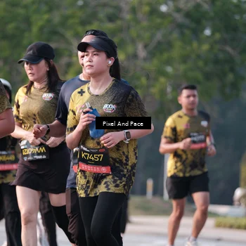 Runner Photo 6771302