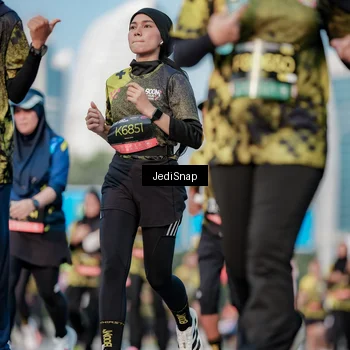 Runner Photo 6771331