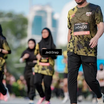 Runner Photo 6771397