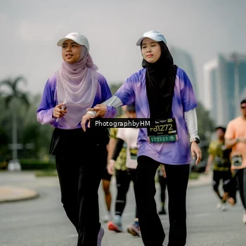 Runner Photo 6771456