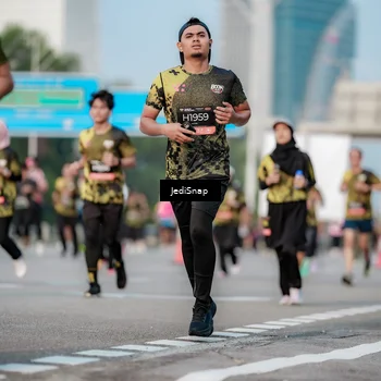 Runner Photo 6774278