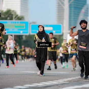 Runner Photo 6774558