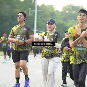 Runner Photo 6775750