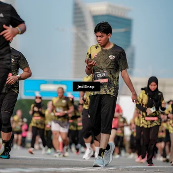 Runner Photo 6775931