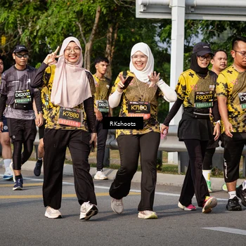 Runner Photo 6776472