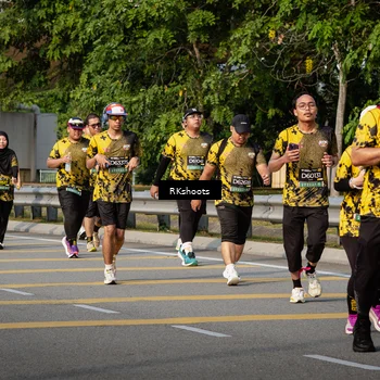Runner Photo 6776563