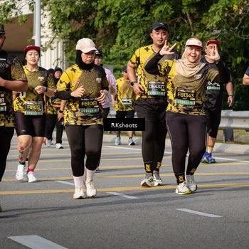 Runner Photo 6776639